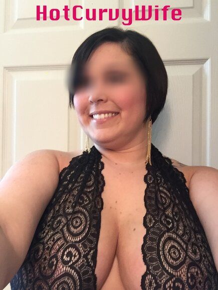 hotcurvywife OnlyFans